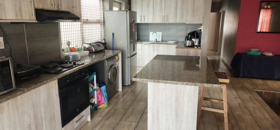 To Let 3 Bedroom Property for Rent in Bay View Western Cape